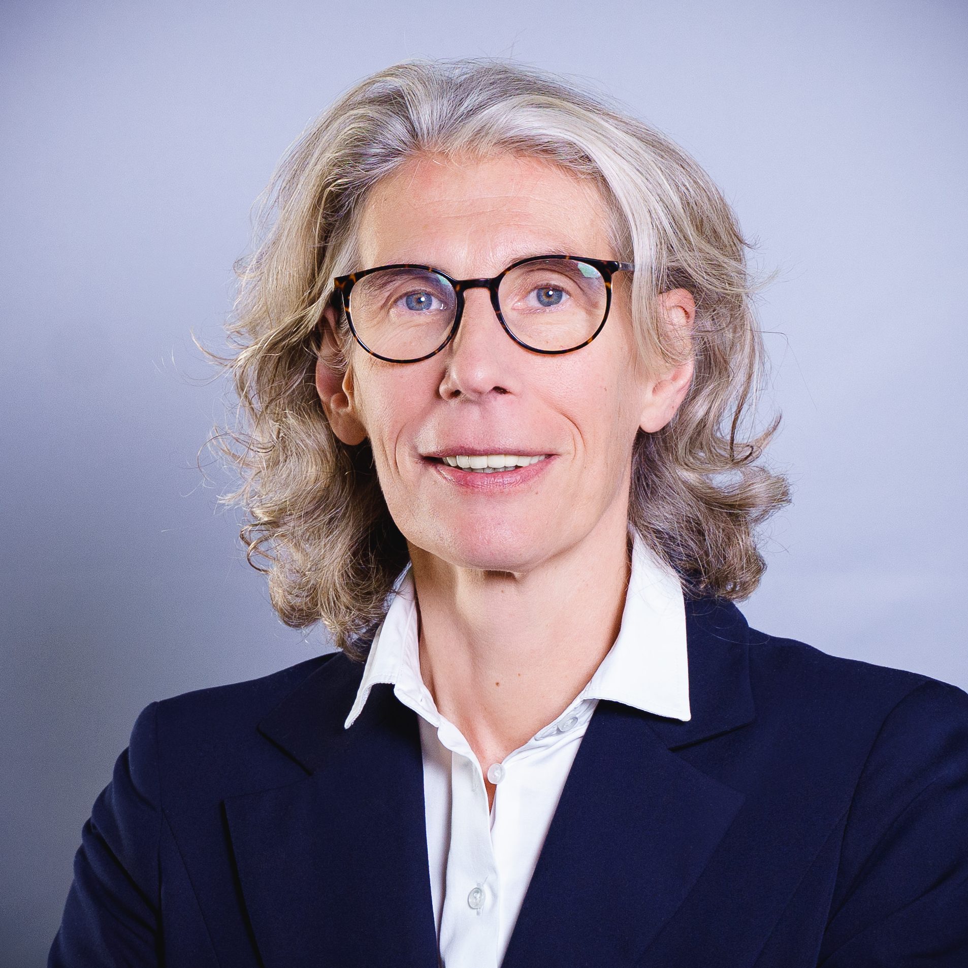 DR. BIRGITT BENDIEK